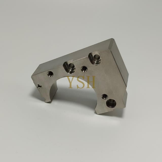 A290-8110-X770 Нижний направляющий блок электроэрозионных деталей Fanuc Wire Cut a