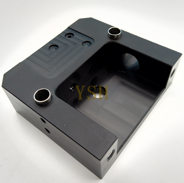 135008370 Чермиллы проволоки EDM Запчасти EDM Wire Black Plasticer Holder