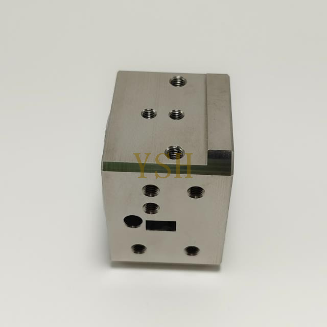 Верхний держатель Die FJ 22228EB J11820A SUS Head Block для резки провода EDM AG600L