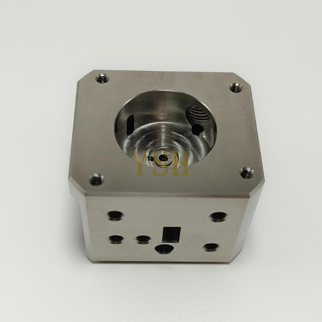 Верхний держатель Die FJ 22228EB J11820A SUS Head Block для резки провода EDM AG600L